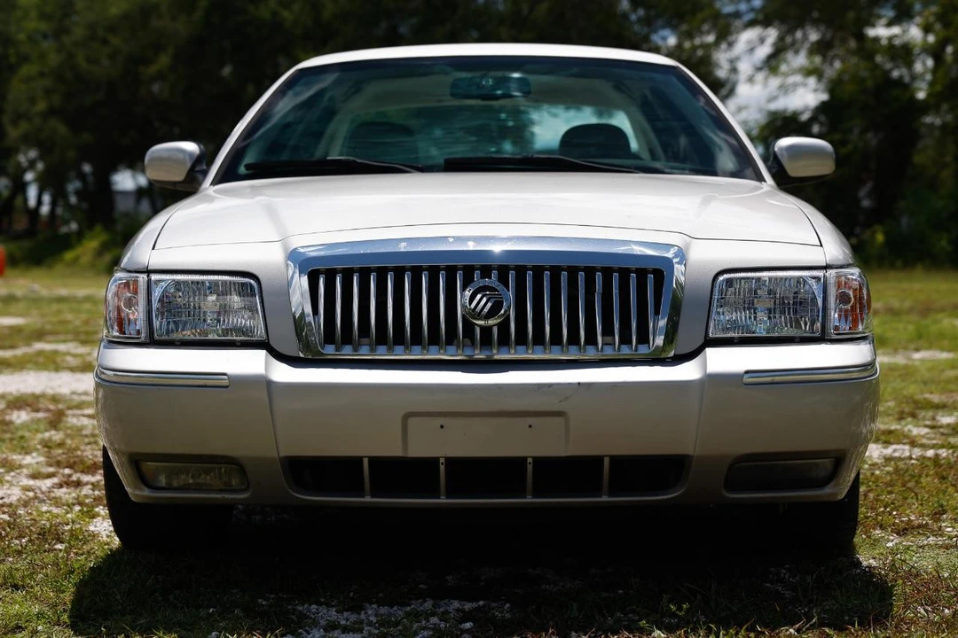 2009 Mercury Grand Marquis - Image 19 of 31