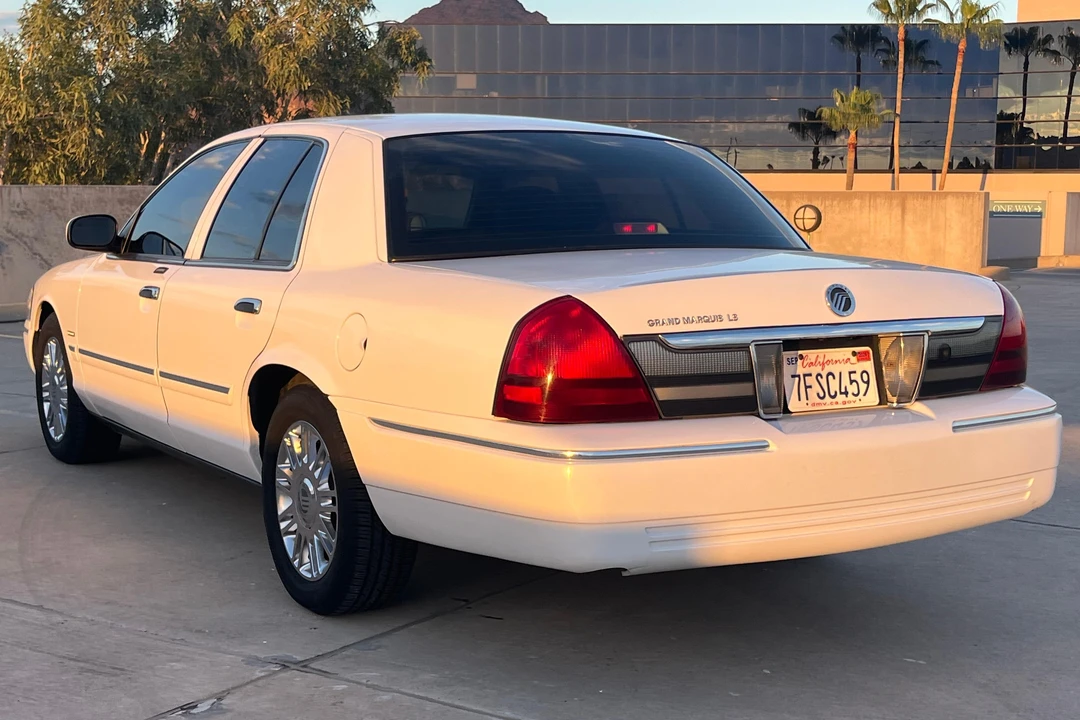 2009 Mercury Grand Marquis - Image 4 of 31