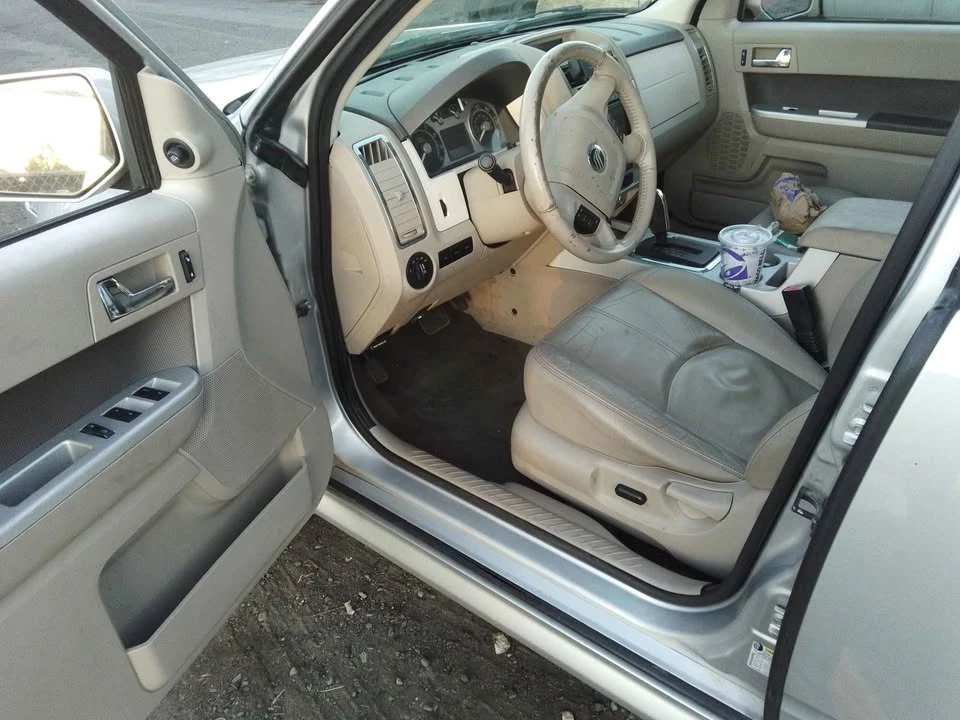 2009 Mercury Mariner - Image 4 of 5