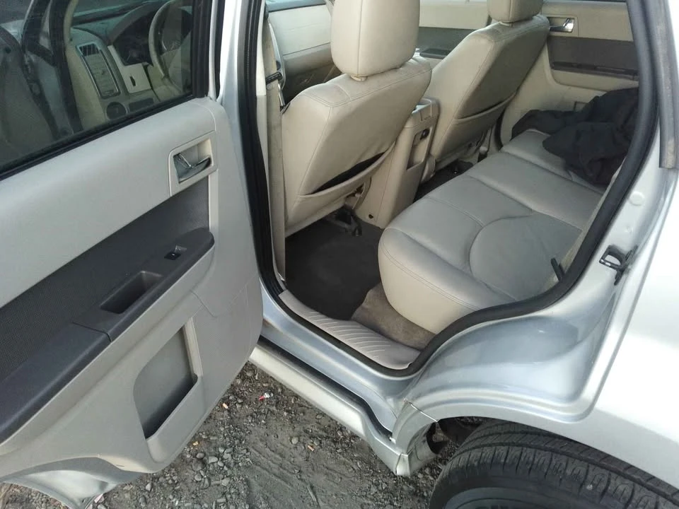 2009 Mercury Mariner - Image 5 of 5