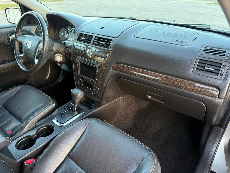 2009 Mercury - Image 14 of 21