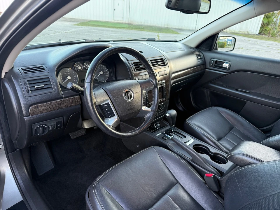 2009 Mercury - Image 12 of 21