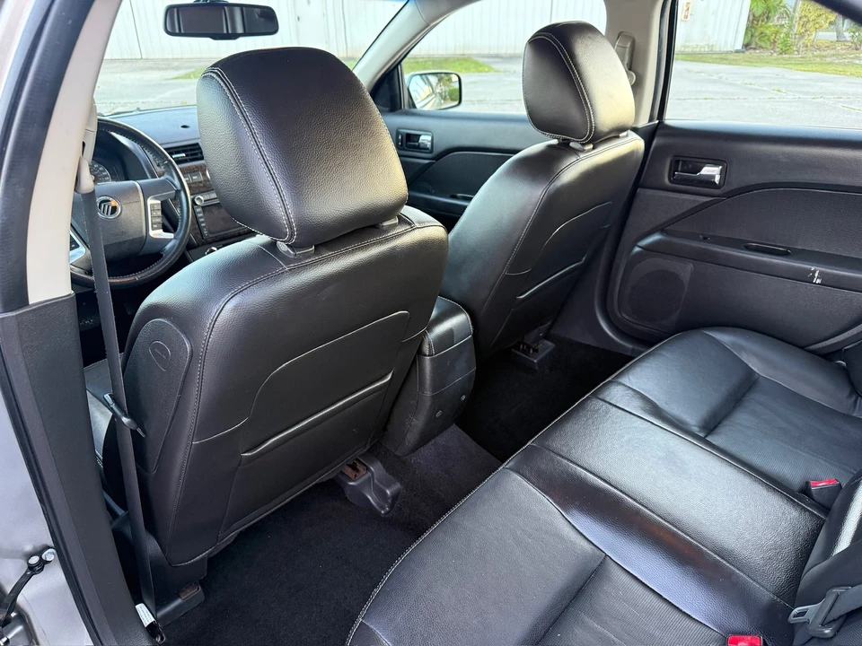 2009 Mercury - Image 19 of 21