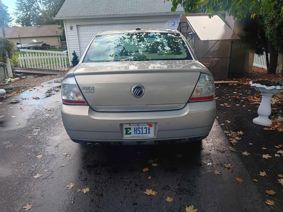 2009 Mercury Sable - Image 4 of 6