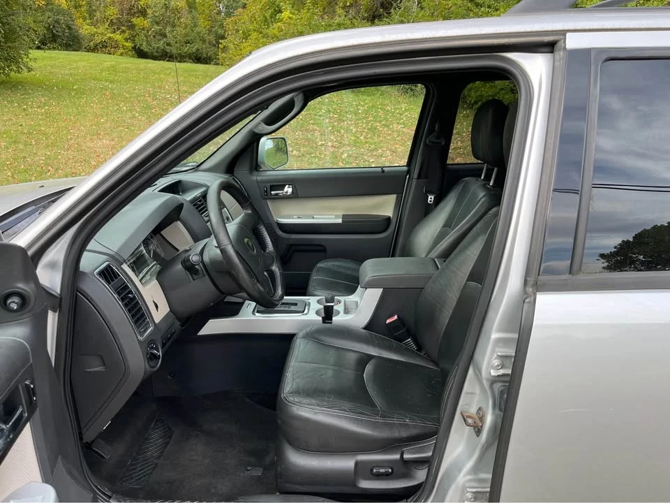 2009 Mercury Mariner - Image 9 of 14
