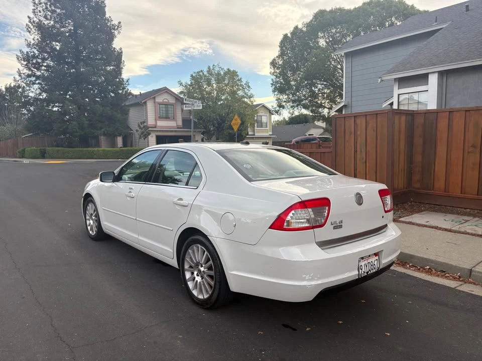 2009 Mercury - Image 3 of 10