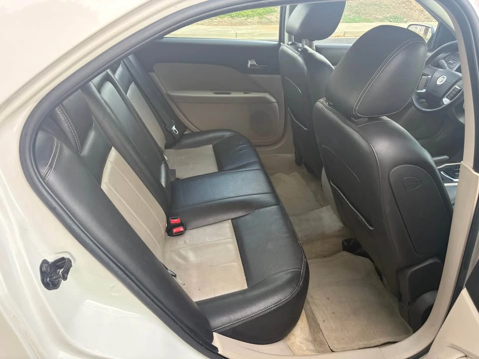 2009 Mercury - Image 10 of 10