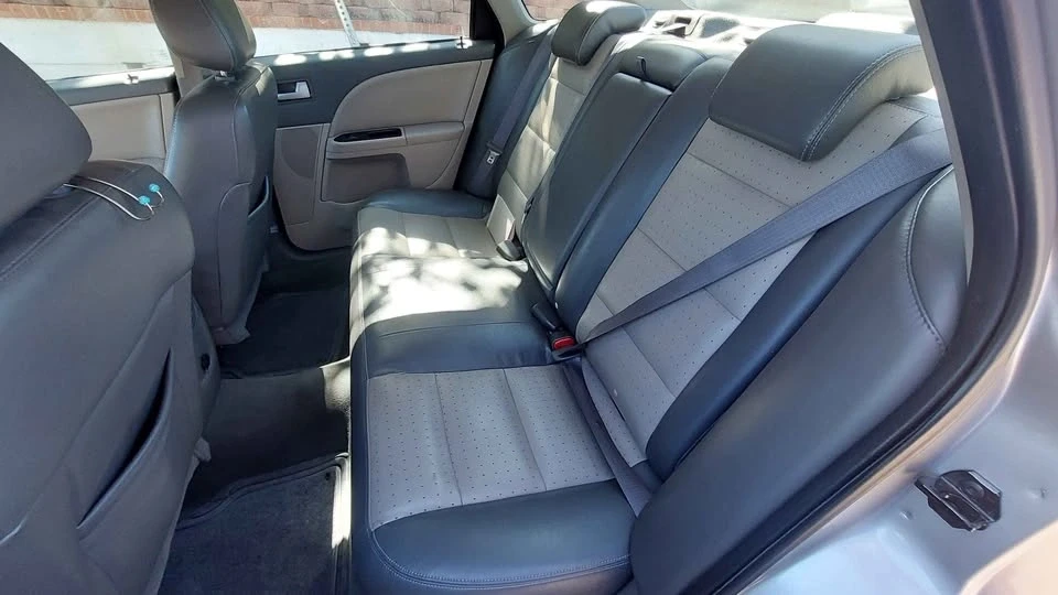 2009 Mercury Sable - Image 3 of 3