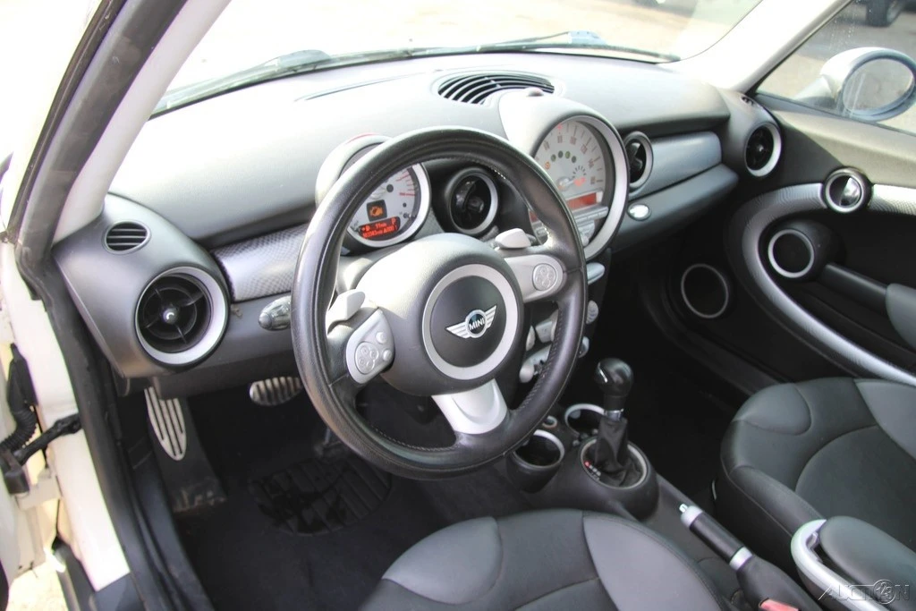 2009 Mini Clubman 1st Gen - Image 15 of 21