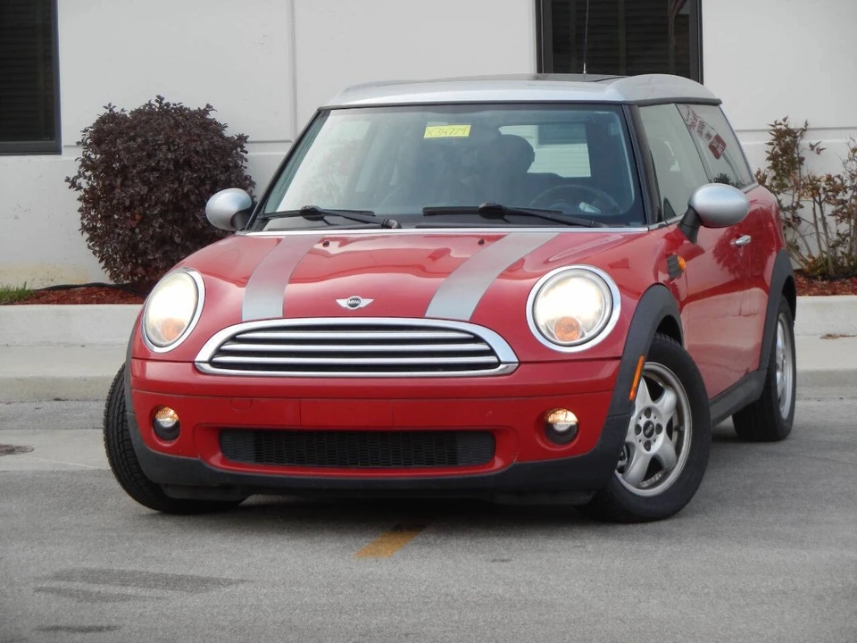 2009 Mini Mini 2nd Gen - Image 3 of 12