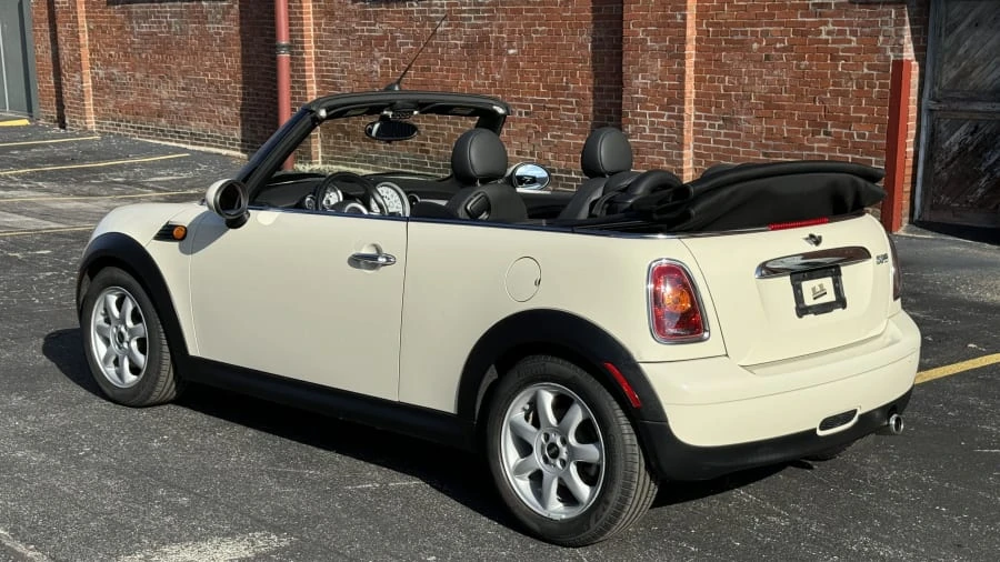 2009 Mini Mini 2nd Gen - Image 3 of 12