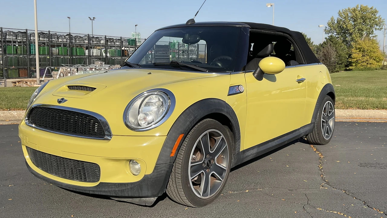 2009 Mini Mini 2nd Gen - Image 15 of 15