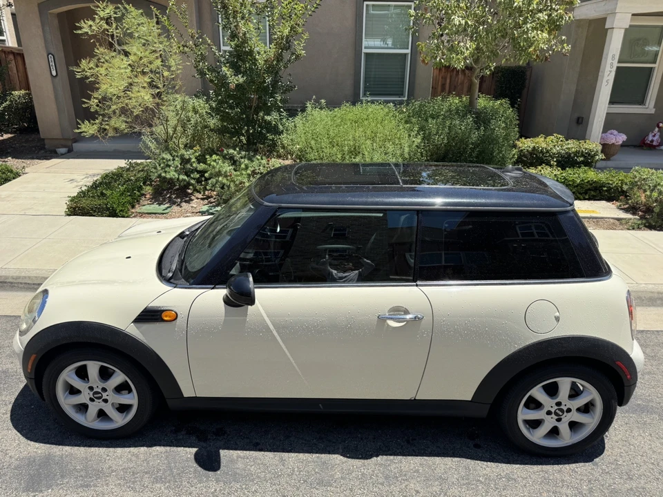 2009 Mini Mini 2nd Gen - Image 8 of 26