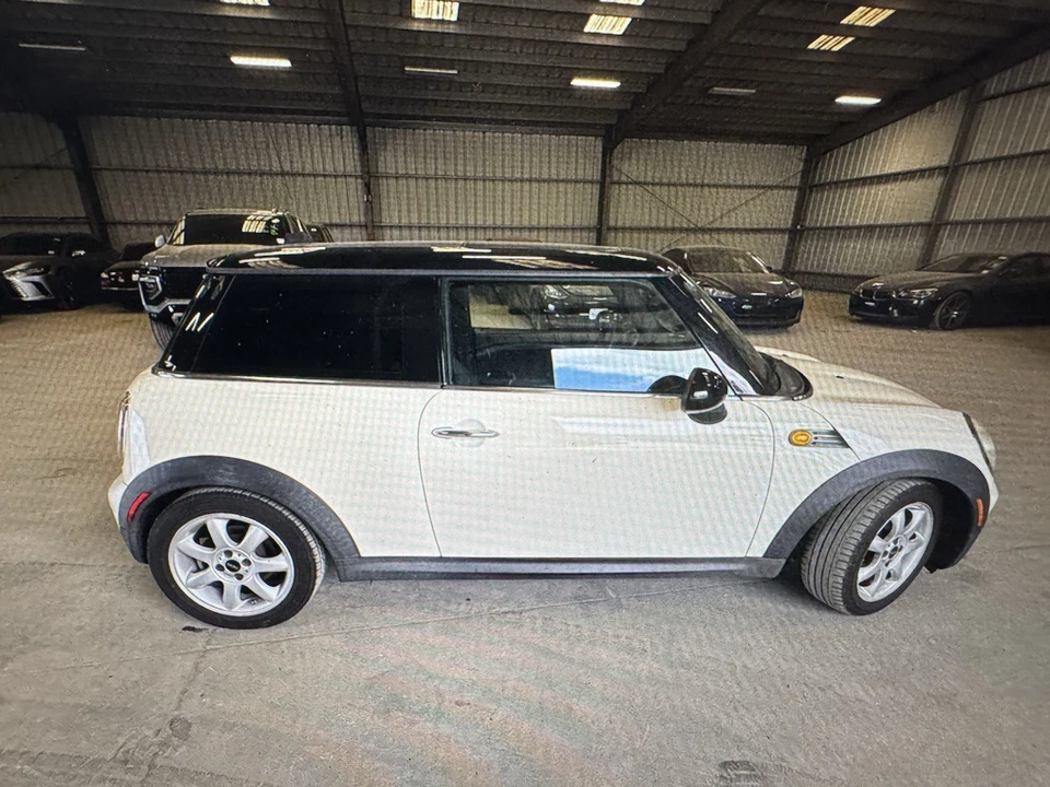 2009 Mini Mini 2nd Gen - Image 5 of 5