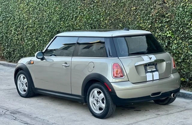2009 Mini Mini 2nd Gen - Image 12 of 23