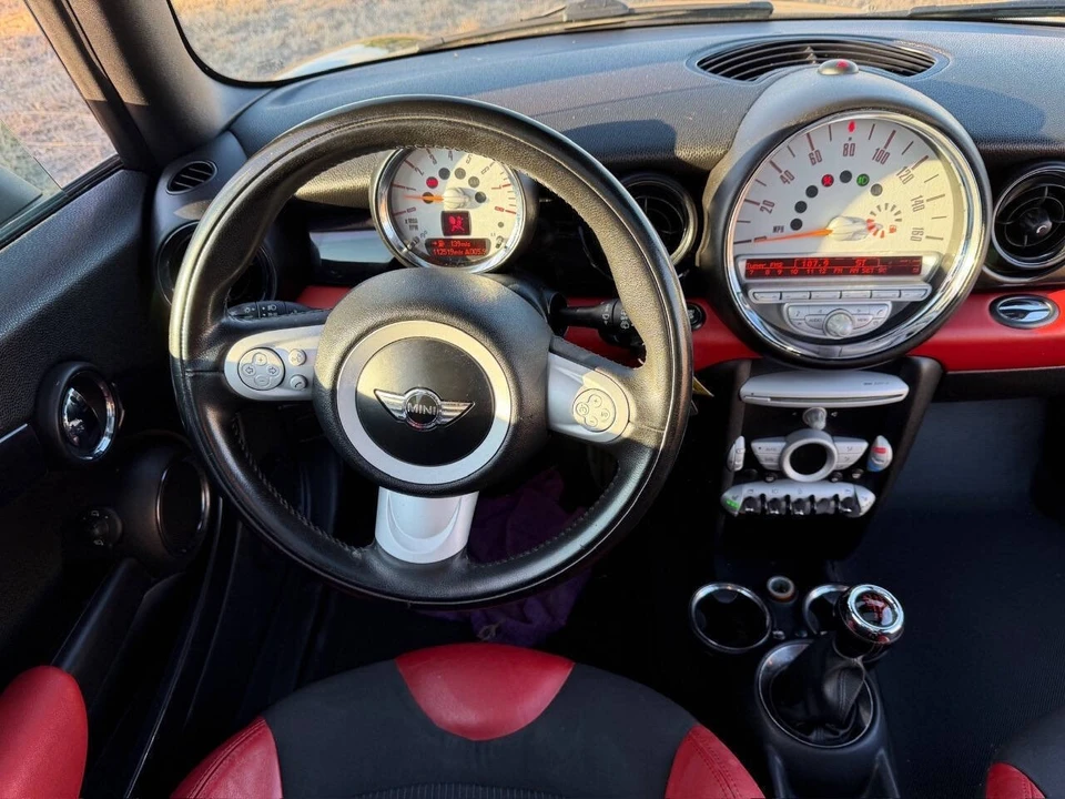 2009 Mini Mini John Cooper Works 2nd Gen - Image 25 of 31