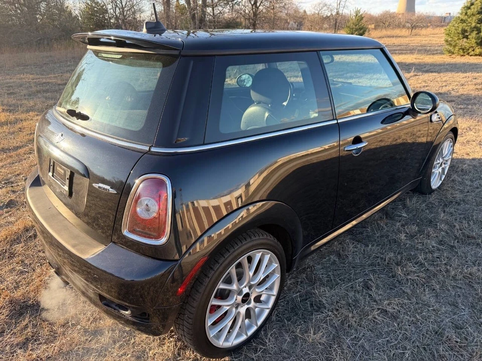 2009 Mini Mini John Cooper Works 2nd Gen - Image 11 of 31
