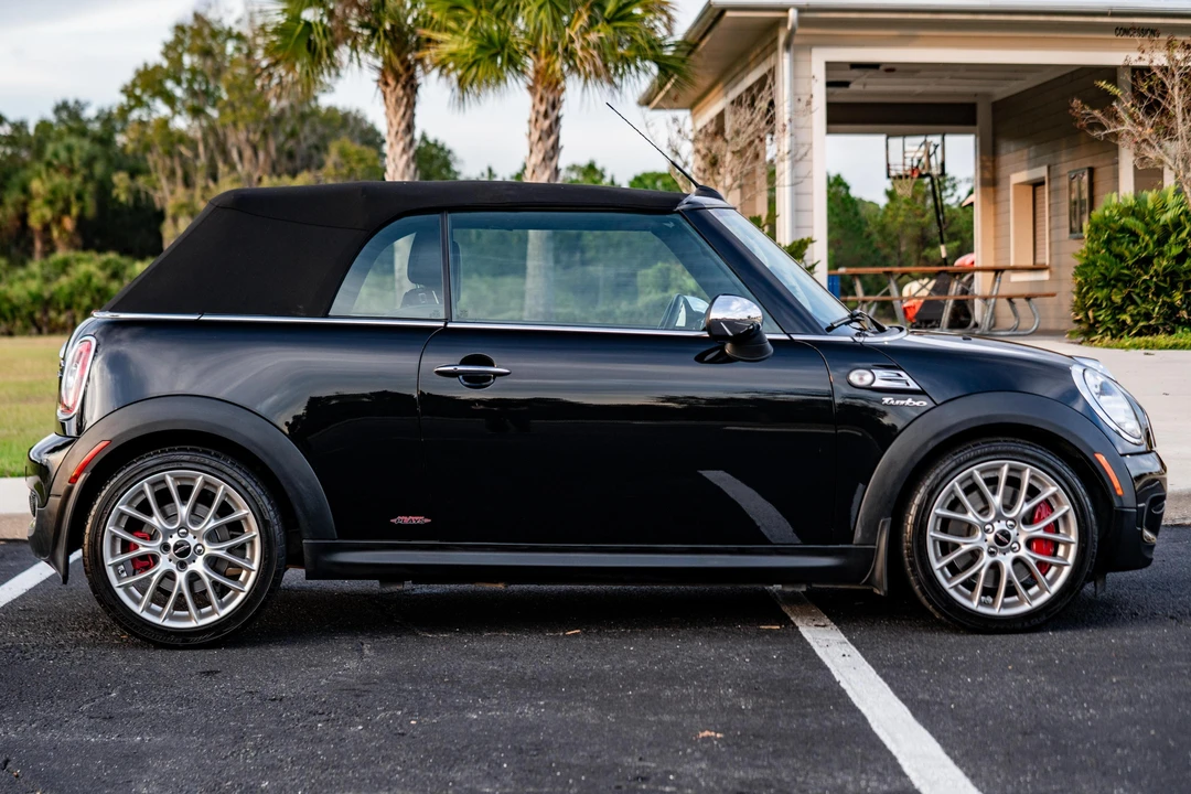 2009 Mini Mini John Cooper Works 2nd Gen - Image 3 of 31