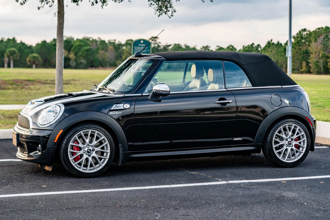 2009 Mini Mini John Cooper Works 2nd Gen - Image 14 of 31