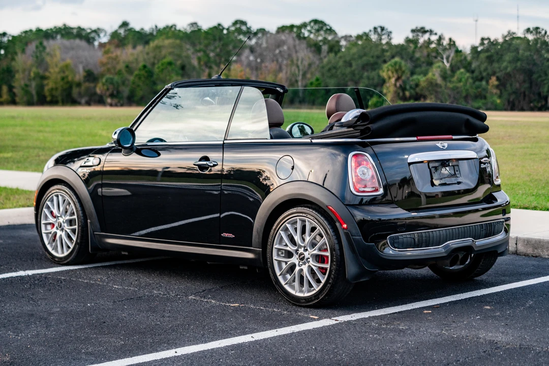 2009 Mini Mini John Cooper Works 2nd Gen - Image 10 of 31