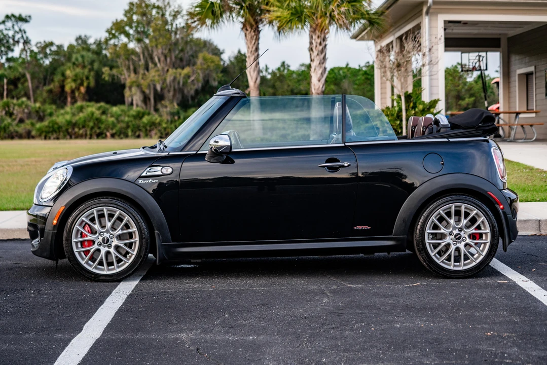 2009 Mini Mini John Cooper Works 2nd Gen - Image 8 of 31