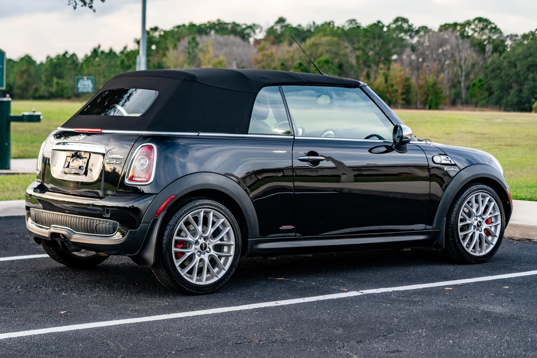 2009 Mini Mini John Cooper Works 2nd Gen - Image 22 of 31