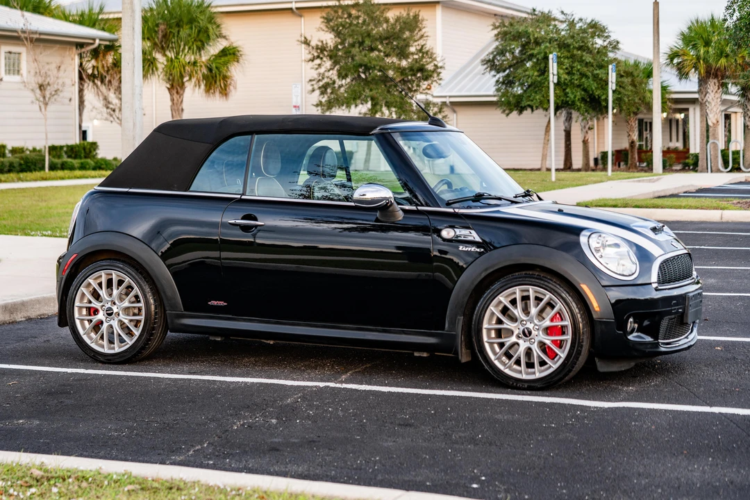 2009 Mini Mini John Cooper Works 2nd Gen - Image 24 of 31