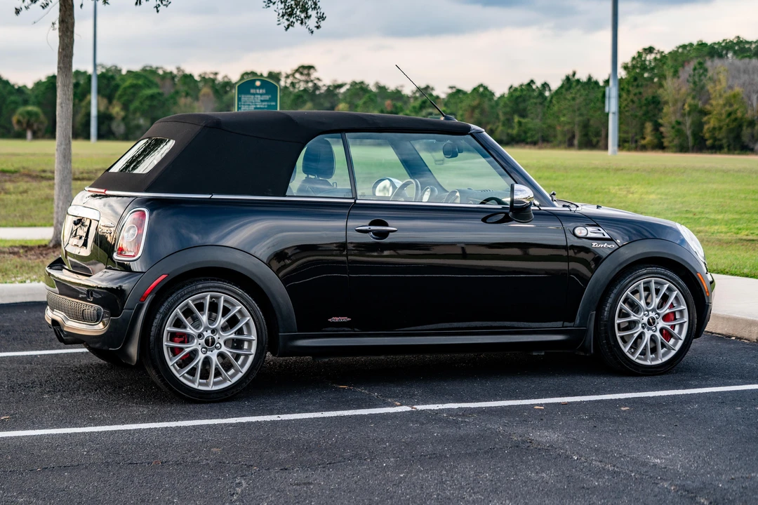 2009 Mini Mini John Cooper Works 2nd Gen - Image 23 of 31