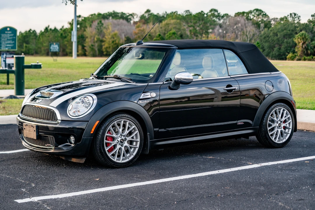 2009 Mini Mini John Cooper Works 2nd Gen - Image 13 of 31