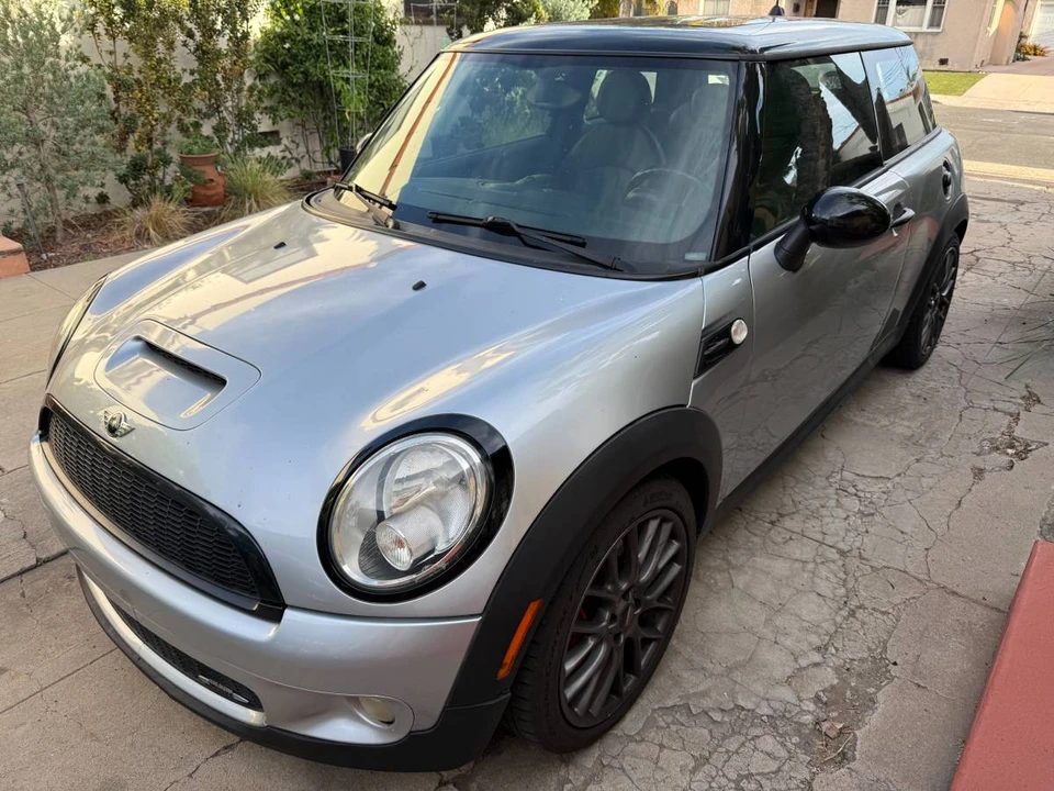 2009 Mini Mini John Cooper Works 2nd Gen - Image 2 of 10