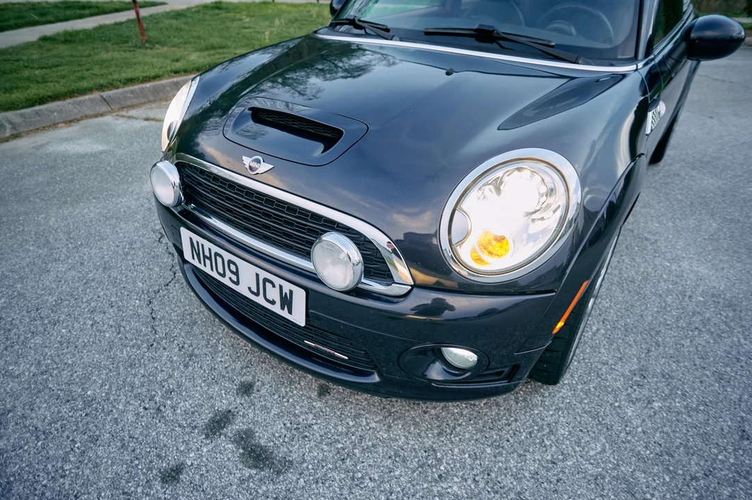 2009 Mini Mini John Cooper Works 2nd Gen - Image 16 of 27