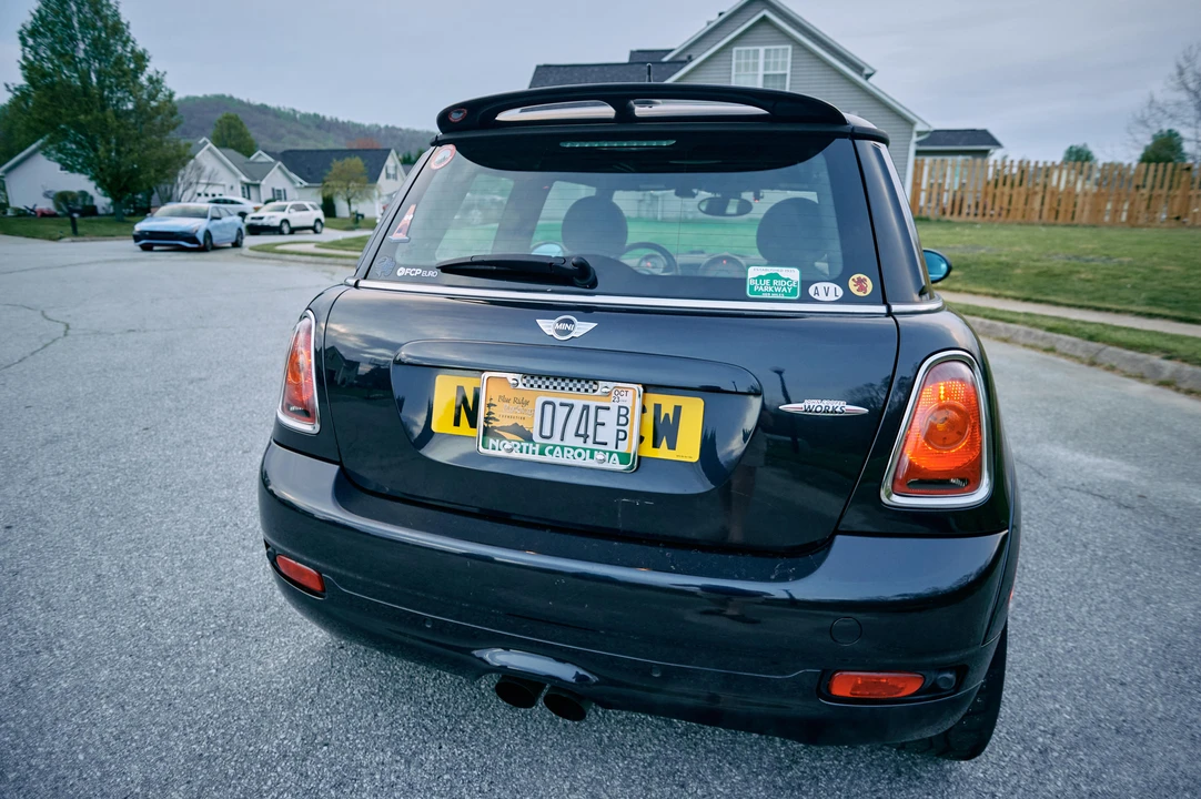 2009 Mini Mini John Cooper Works 2nd Gen - Image 10 of 27