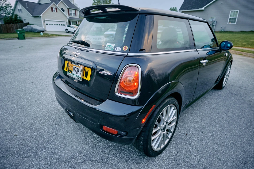 2009 Mini Mini John Cooper Works 2nd Gen - Image 12 of 27