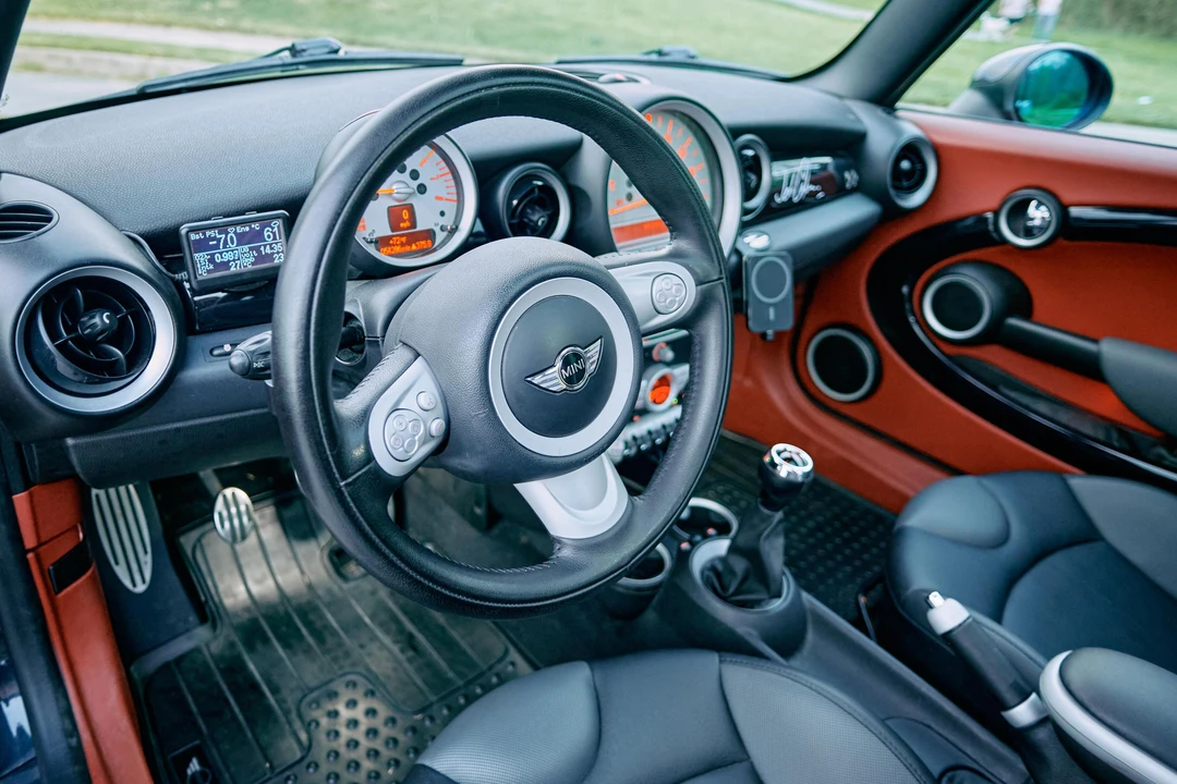 2009 Mini Mini John Cooper Works 2nd Gen - Image 26 of 27