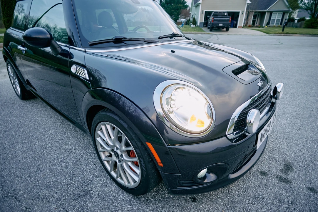 2009 Mini Mini John Cooper Works 2nd Gen - Image 24 of 27