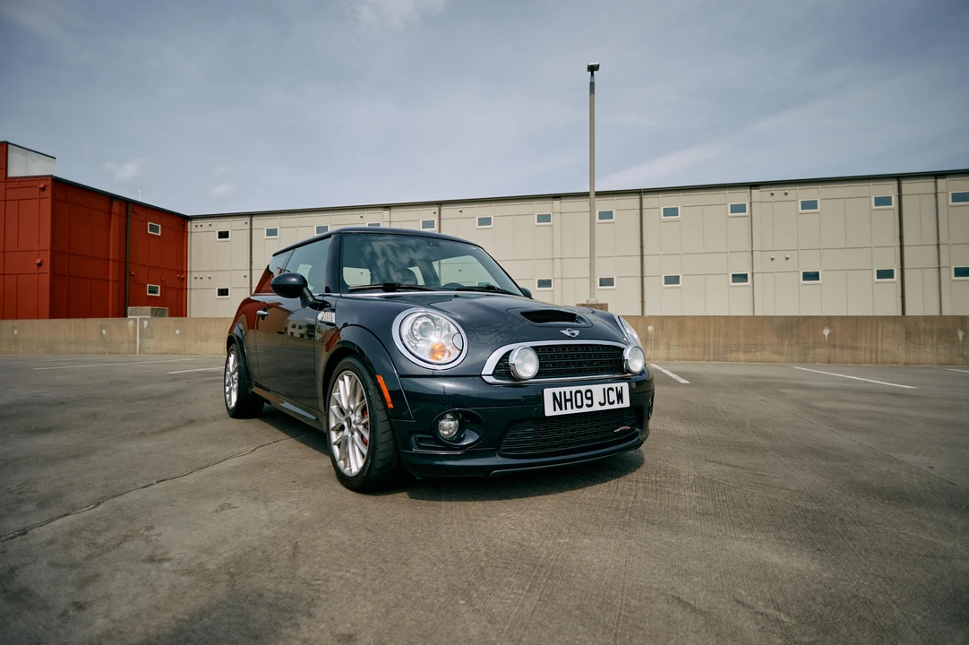 2009 Mini Mini John Cooper Works 2nd Gen - Image 14 of 27