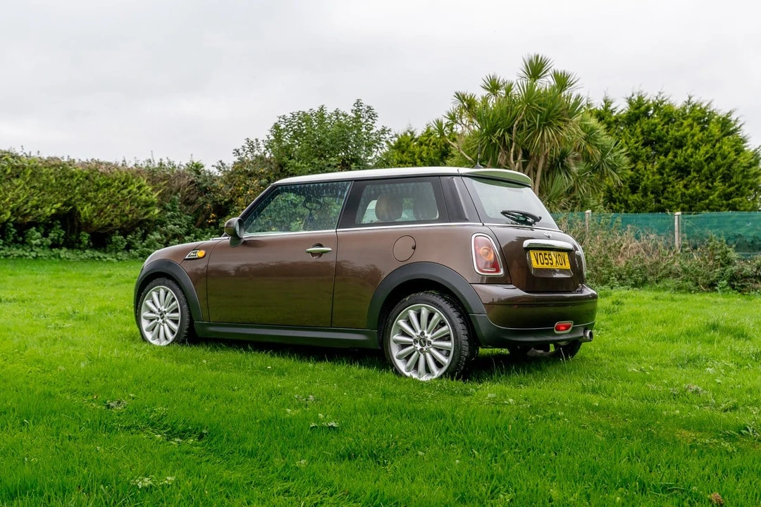 2009 Mini Mini 2nd Gen - Image 14 of 30