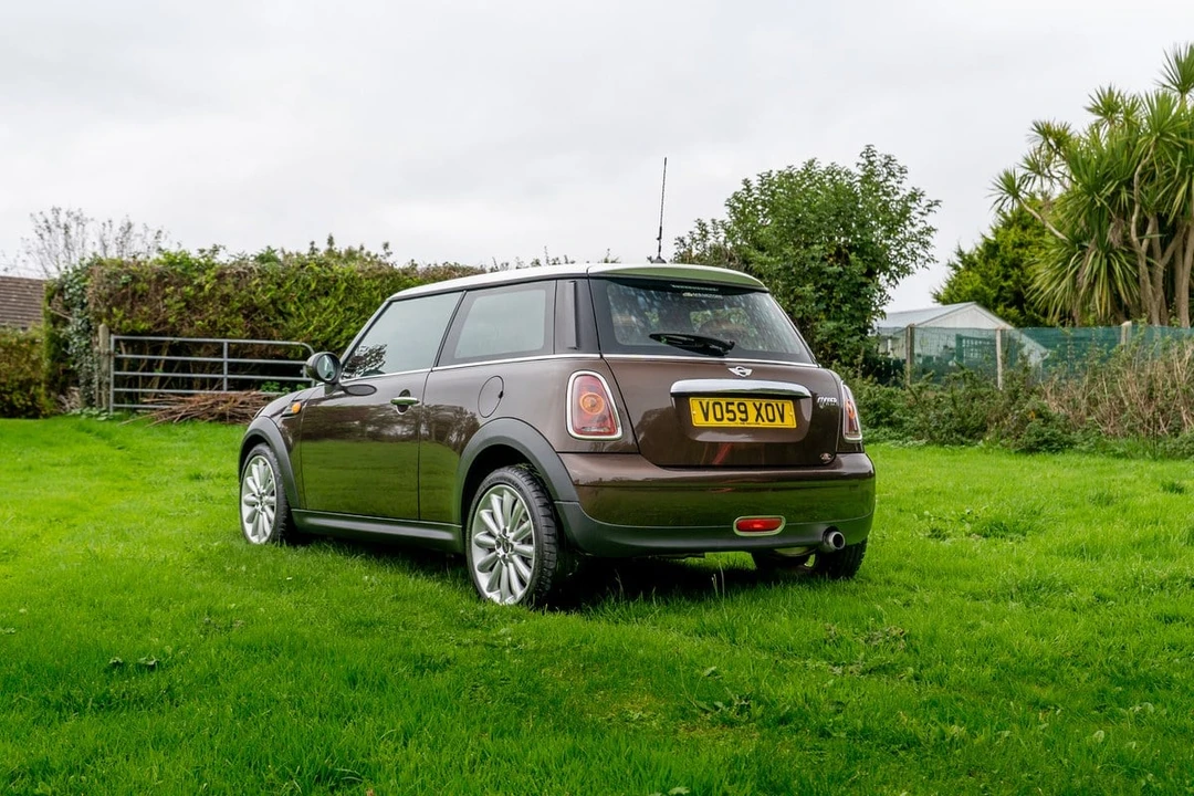 2009 Mini Mini 2nd Gen - Image 15 of 30