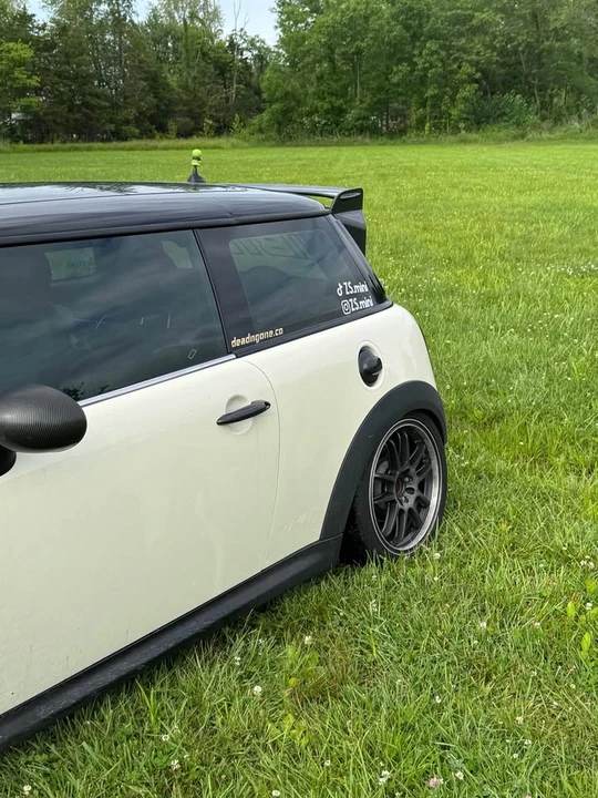 2009 Mini Mini 2nd Gen - Image 2 of 8
