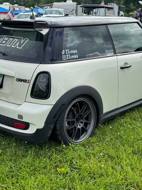 2009 Mini Mini 2nd Gen - Image 4 of 8