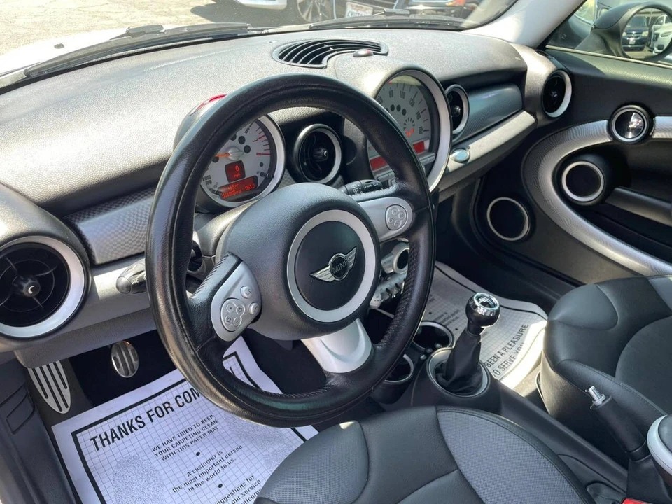 2009 Mini Mini Cooper S 1st Gen - Image 7 of 17