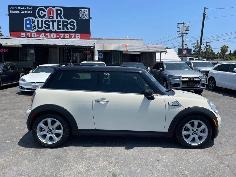 2009 Mini Mini 2nd Gen - Image 5 of 17