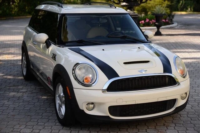 2009 Mini Mini 2nd Gen - Image 2 of 31