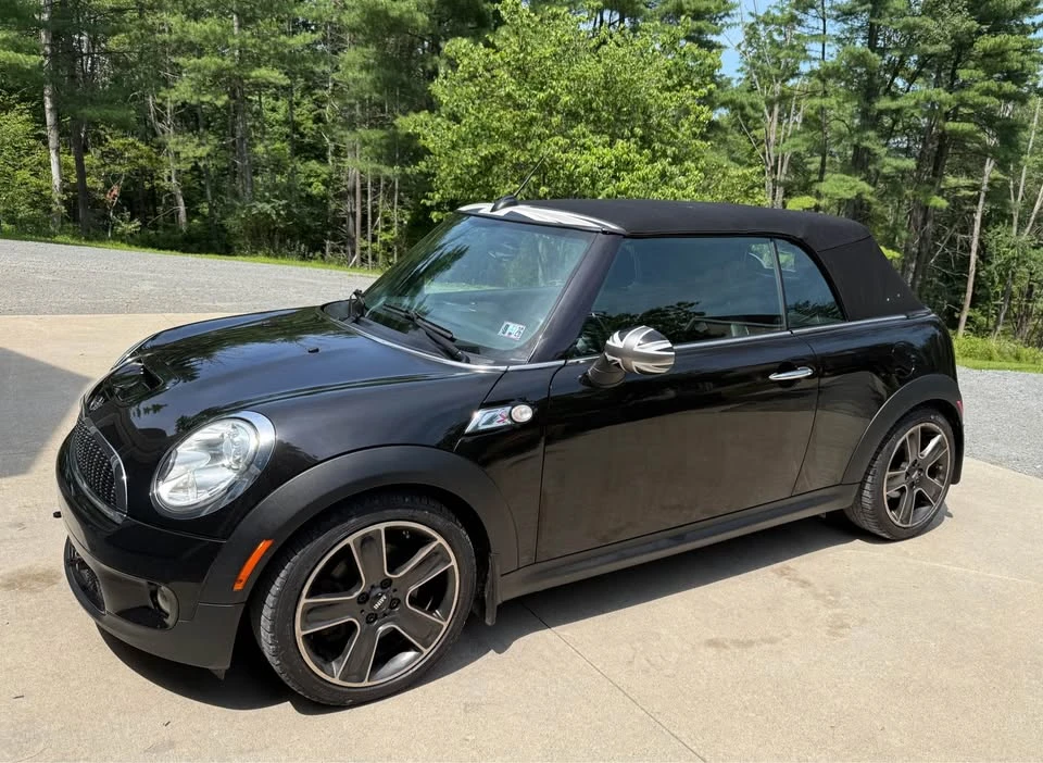 2009 Mini Mini 2nd Gen - Image 2 of 9