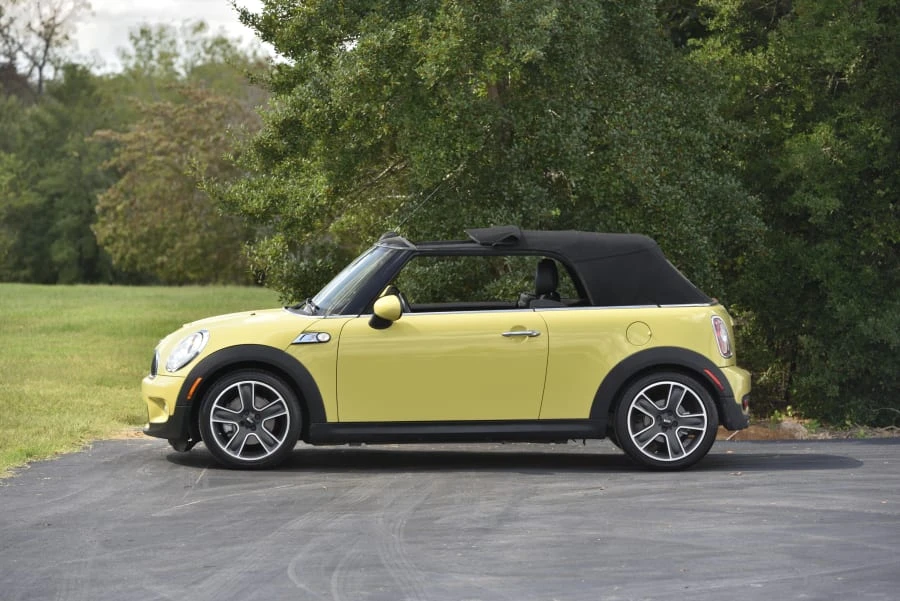 2009 Mini Mini 2nd Gen - Image 2 of 22