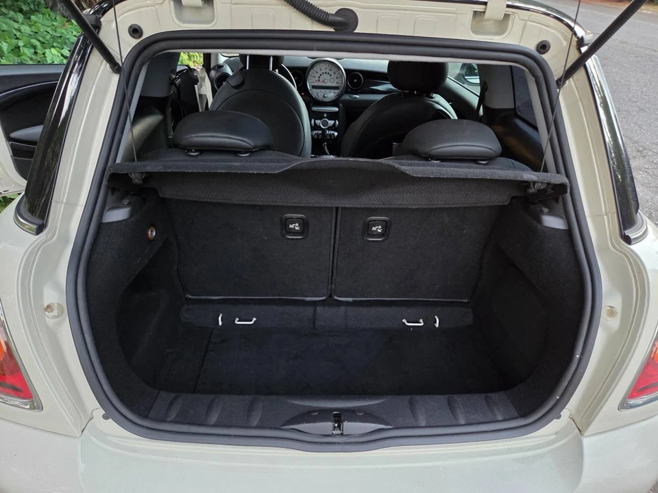 2009 Mini Mini 2nd Gen - Image 17 of 20