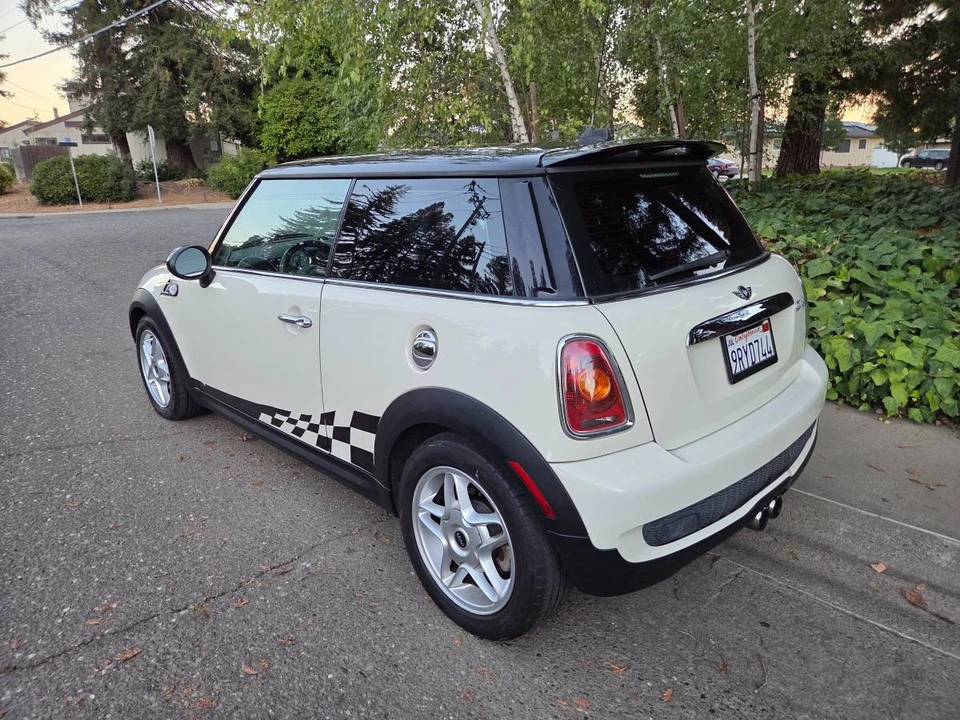 2009 Mini Mini 2nd Gen - Image 3 of 20