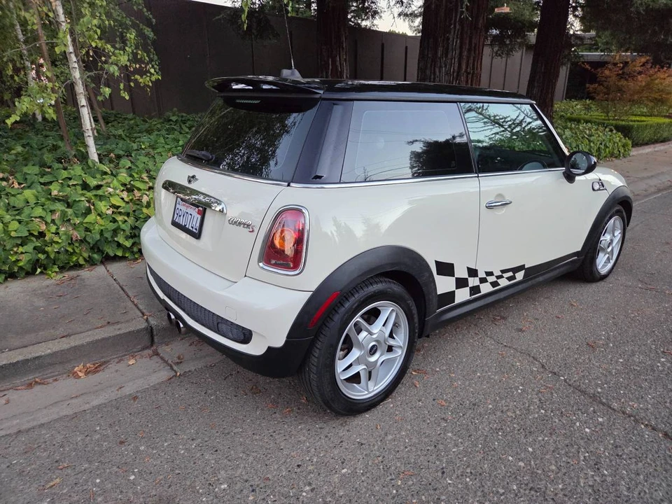2009 Mini Mini 2nd Gen - Image 7 of 20