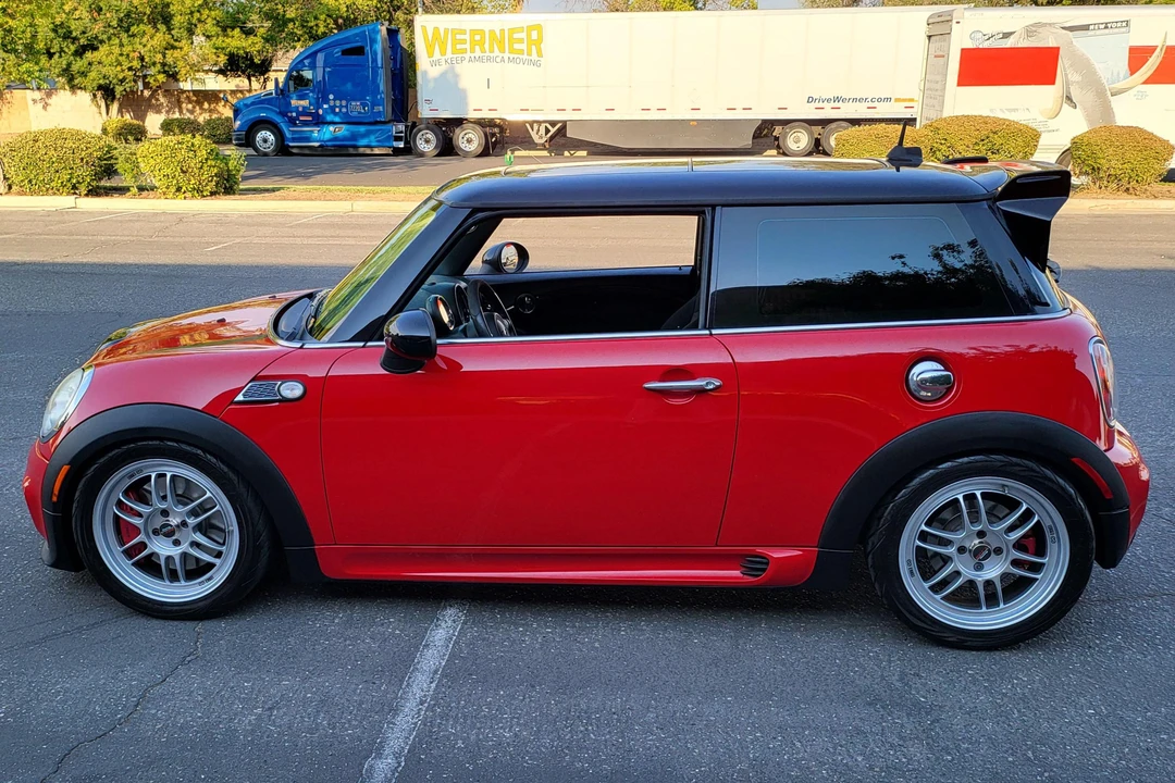2009 Mini Mini John Cooper Works 2nd Gen - Image 3 of 31