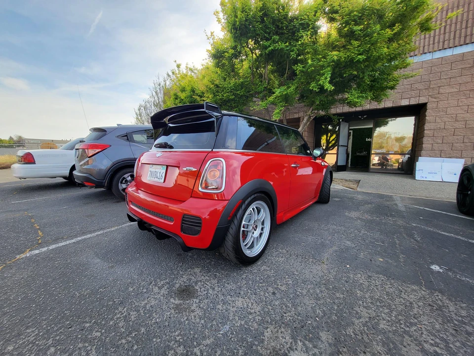 2009 Mini Mini John Cooper Works 2nd Gen - Image 9 of 31